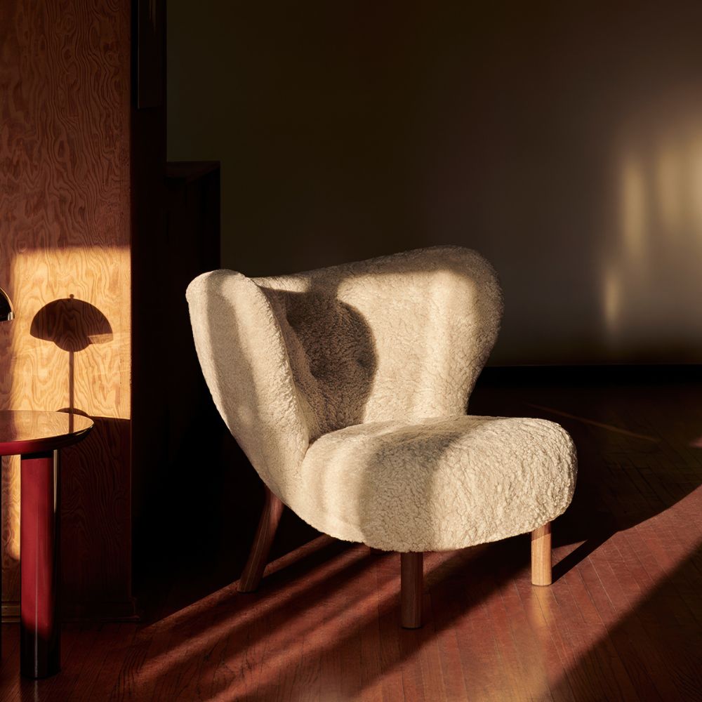 Minimalist Lounge Chair – Single Recliner for Home